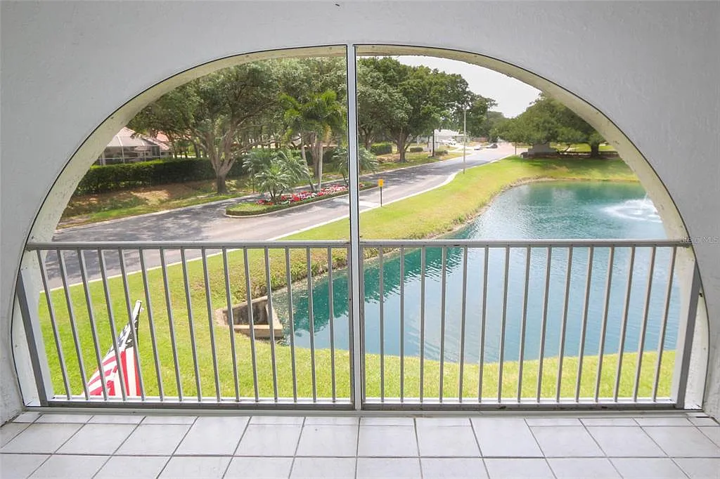 2 bed, 2.0 bath, 1225 sqft, $2,350 — Photo 3