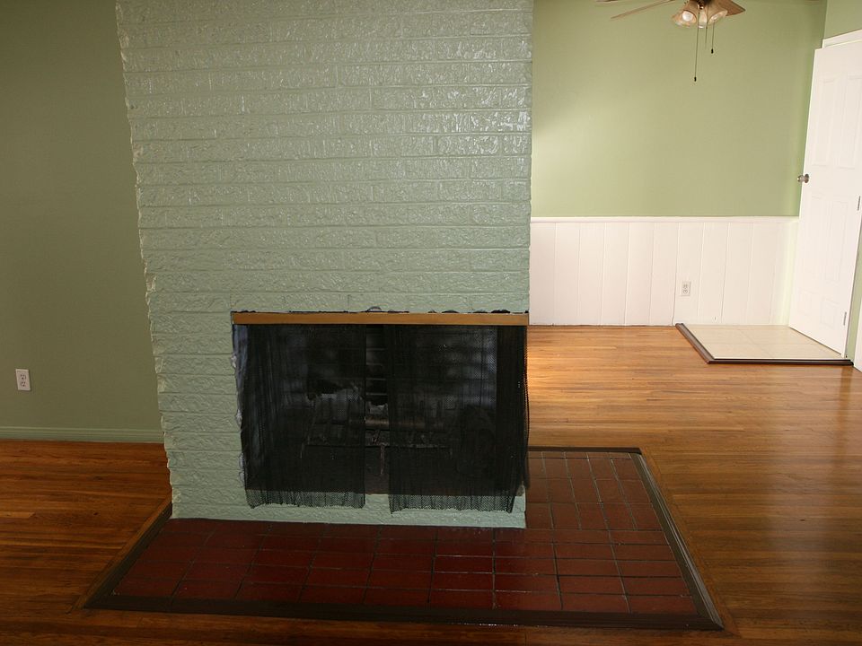 1st image of 4143 W 172nd St APT A