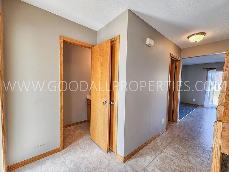 575 SE Melrose Dr — Photo 10