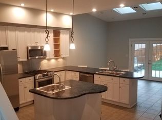 2713 Atlantic Ave, Cincinnati, OH 45209