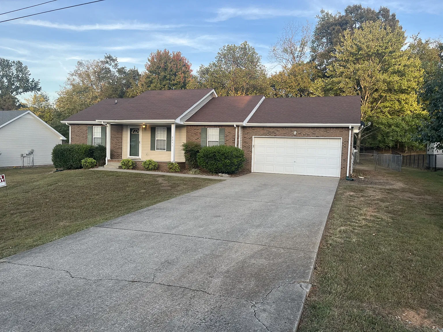 3 bed, 2.0 bath, 1150 sqft, $1,650 — Photo 2