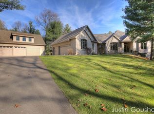 9093 Buck Run Trl NE, Rockford, MI 49341