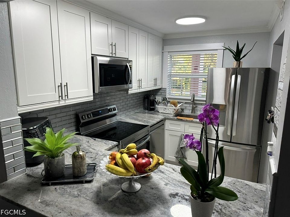 1st image of 400 Forest Lakes Blvd APT 209