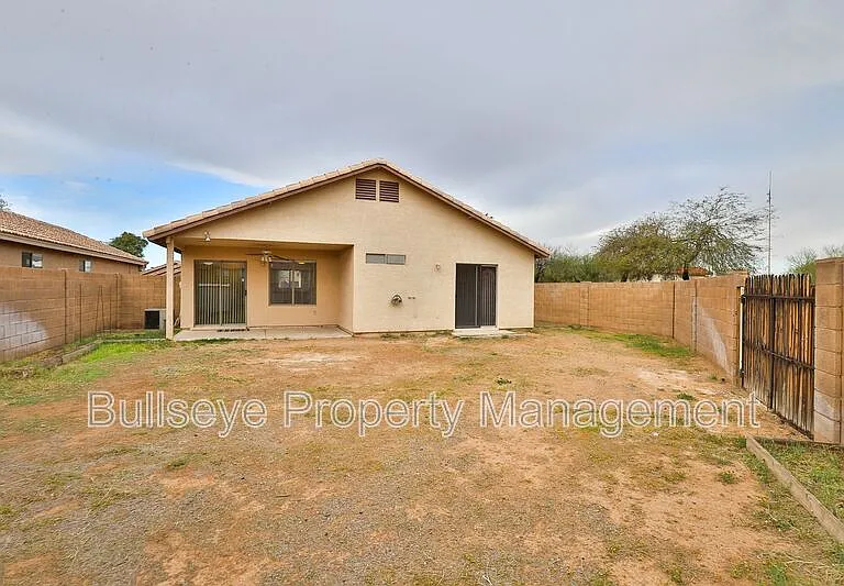 1697 N La Fresa Dr — Photo 21