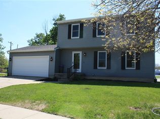 1029 Columbia Dr, Decatur, IL 62522