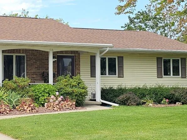 716 Claggett Ave, Waupun, WI 53963