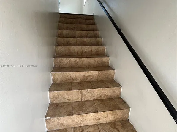 334 E 21st St, Hialeah, FL