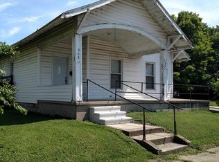 908 E Vantrees St, Washington, IN 47501