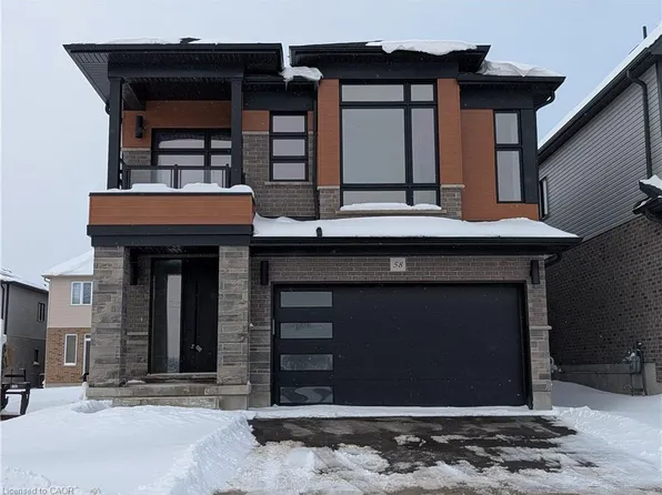 58 Jacob Detweiller Dr, Kitchener, ON N2P 0K7
