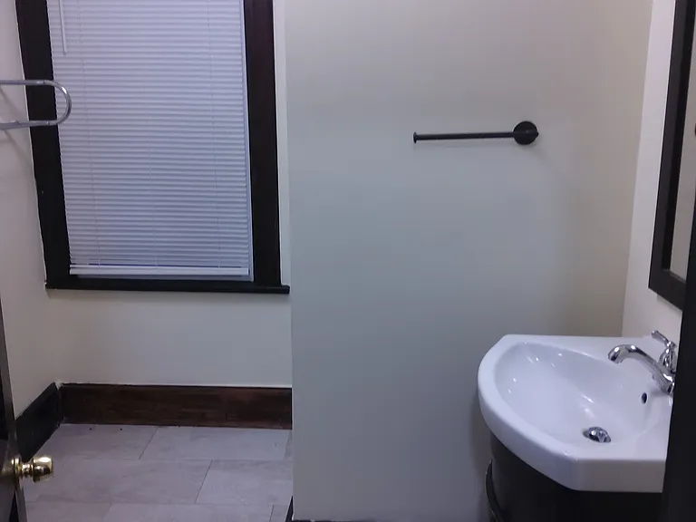 31 Park Ave — Photo 16