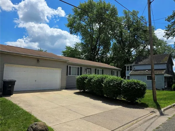 1895 Ritzman Ct, Akron, OH 44314