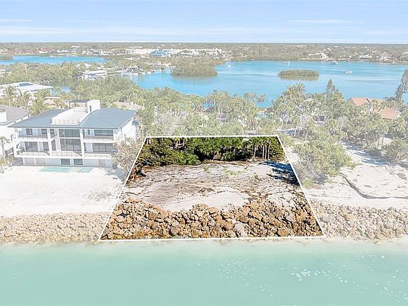 2nd image of 4001 Casey Key Rd