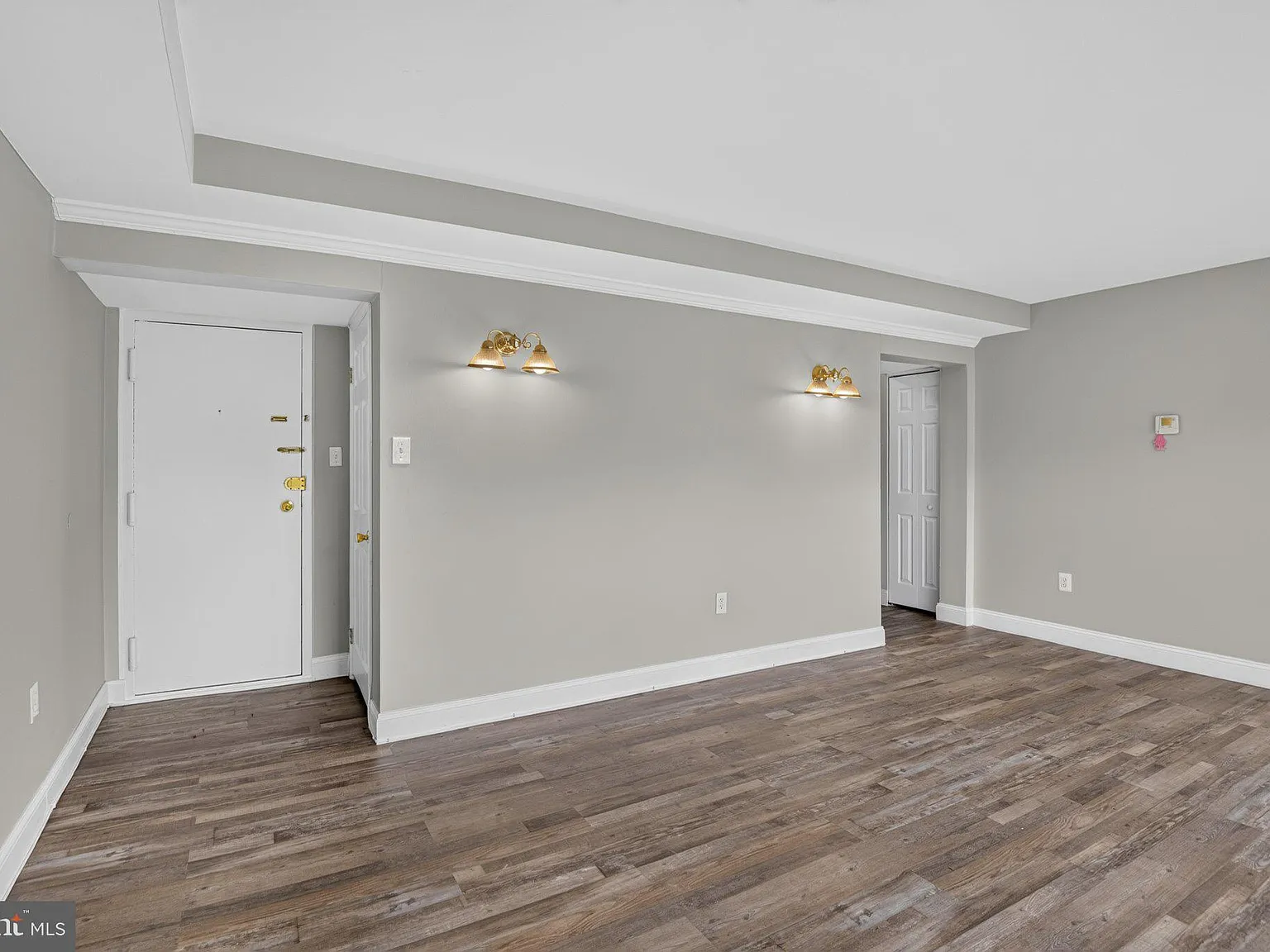 Carrollan Gardens Condo — Photo 4