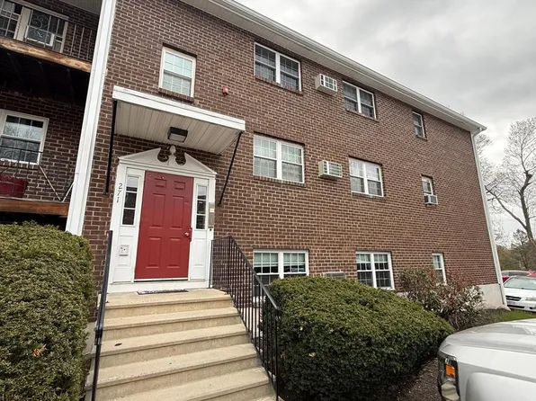 271 Boston Post Rd E APT 7, Marlborough, MA 01752