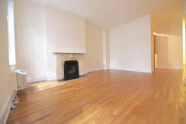 Rented by Nolita Group | media 9