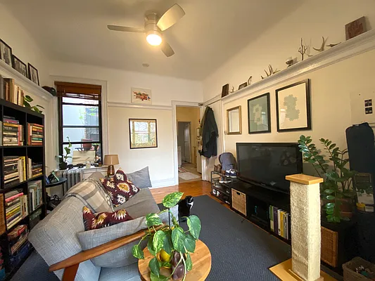 Rented by Compass | media 8