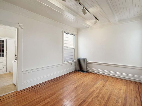 3rd image of 1137 Hyde St #12