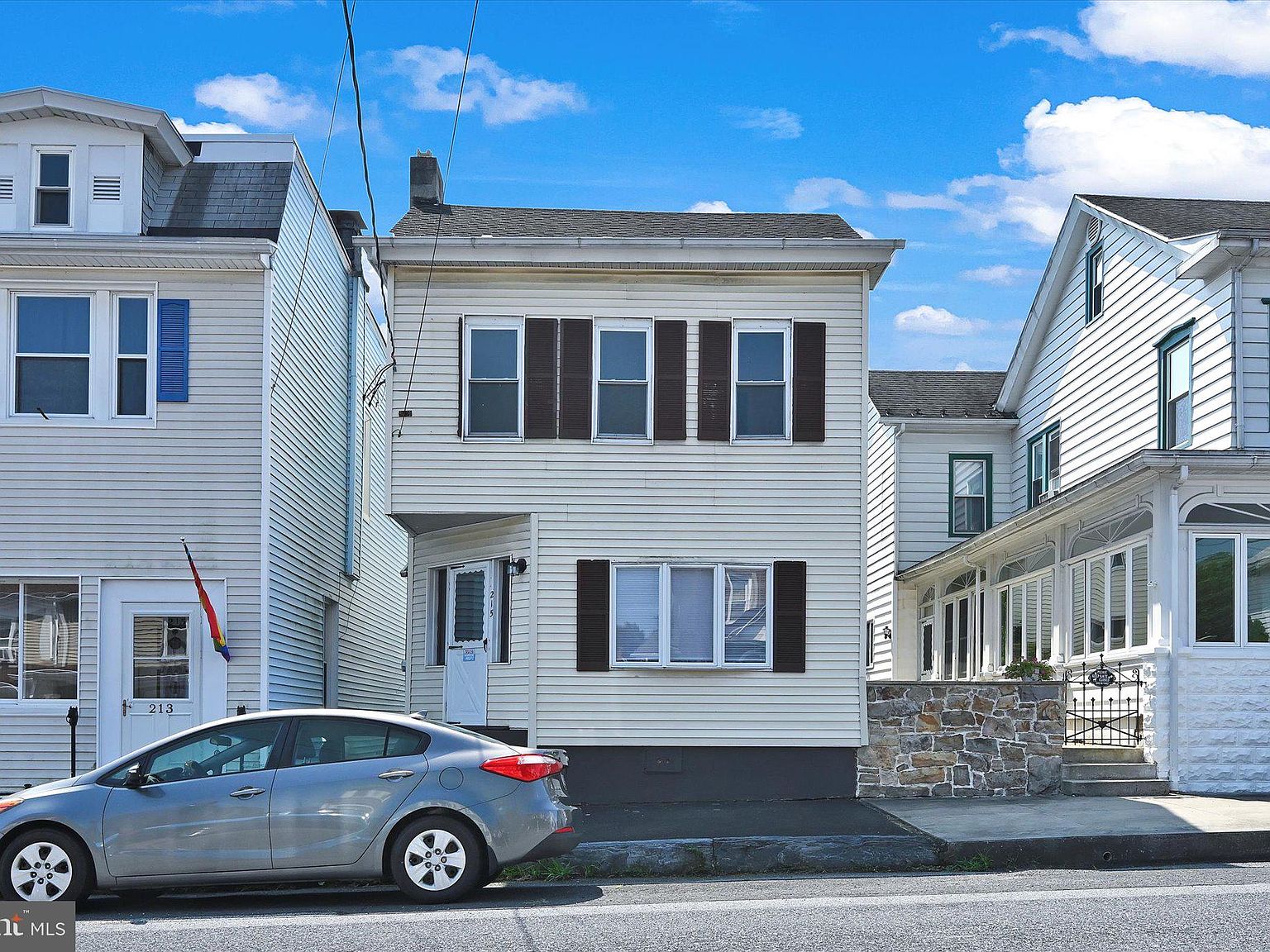 215 Market St, Auburn, PA 17922 Zillow