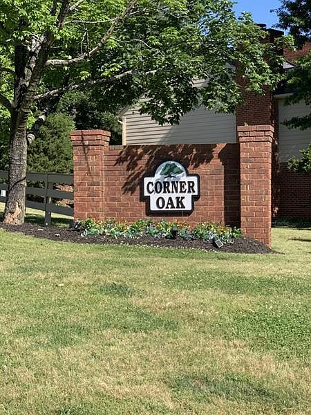 1st image of 3154 Corner Oak Dr