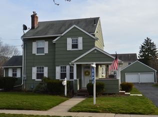 28 Sunset Ave, Milford, CT 06460