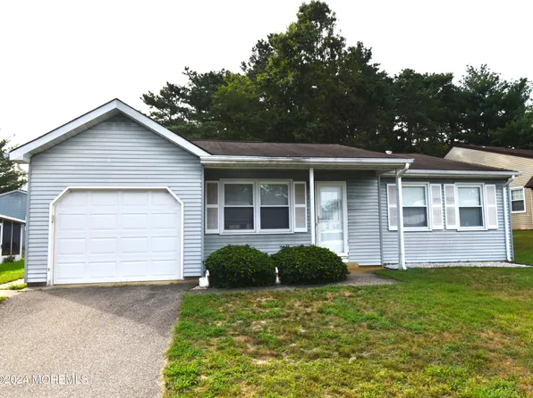 10 Greenmeadow Lane #72, Whiting, NJ 08759