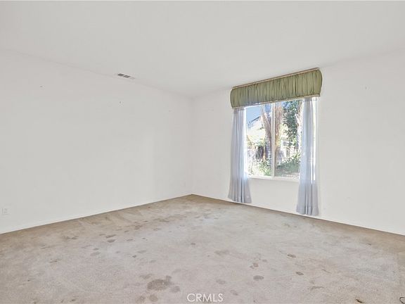 5th image of 17384 Blue Ridge Ct