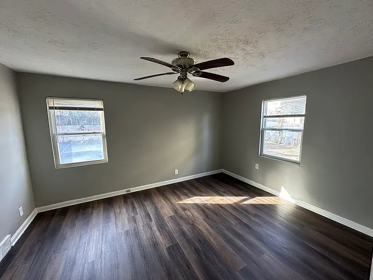 2911 Euclid Ave #2 — Photo 19