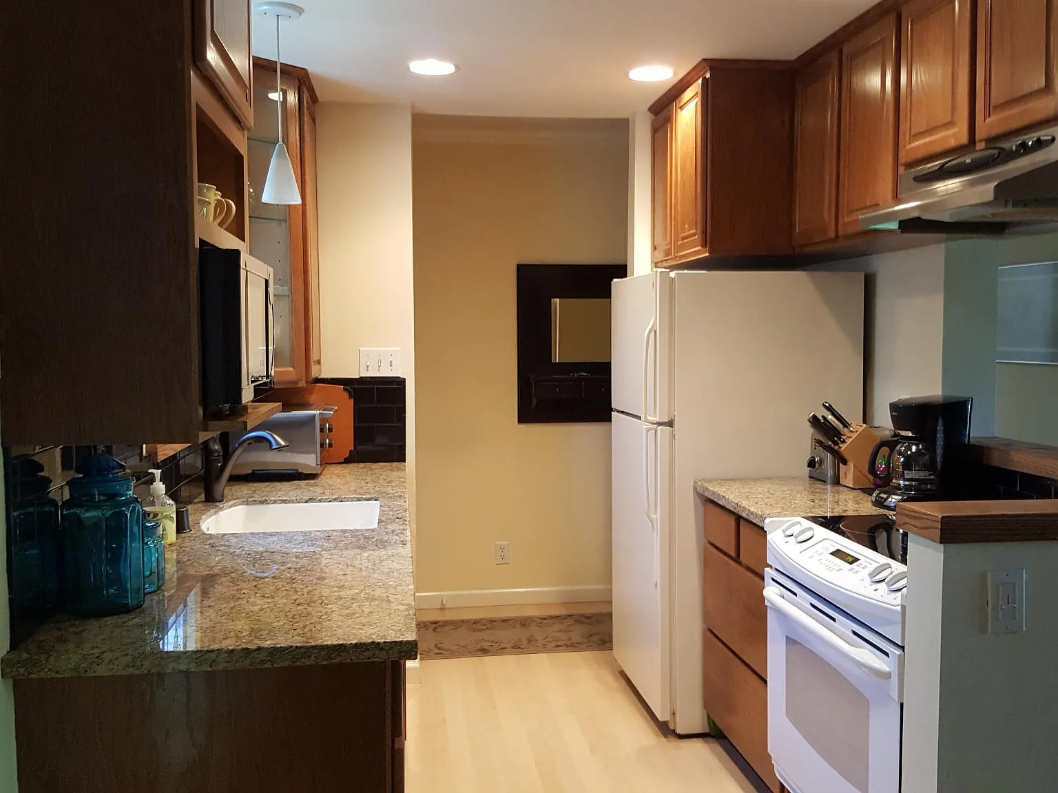 1470 Creekside Dr — Photo 4