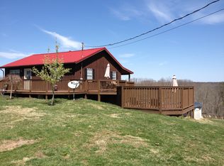 17572 Derricks Creek Rd, Sissonville, WV 25320