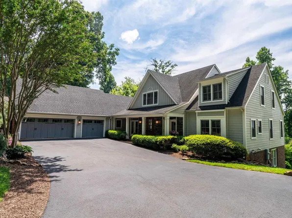 2516 Summit Ridge Trl, Charlottesville, VA 22911
