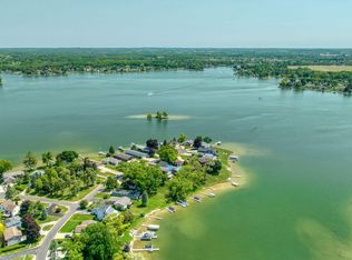112 Abbott Ln, Brooklyn, MI 49230