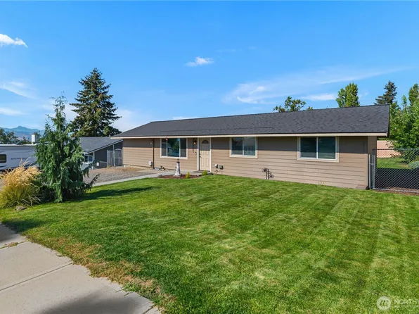 27 31st Street NE, East Wenatchee, WA 98802