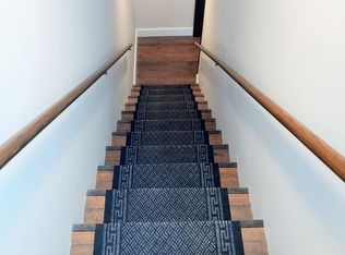 7928 San Juan Ave, Clinton, WA 98236