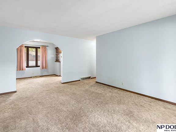5th image of 2625 N Wyoming Ave