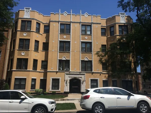 2034 W Arthur Ave, Chicago, IL 60645