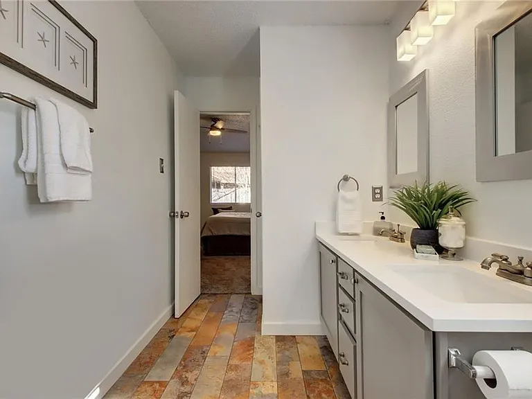 1502 Mayapple St — Photo 17