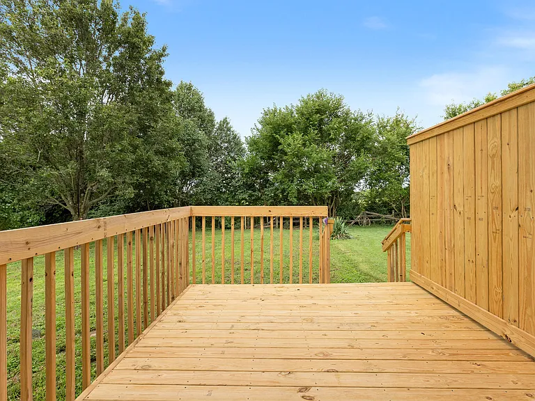 105 Bay Hill Dr — Photo 18