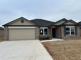 1182 Newcastle Farms Dr, Newcastle, OK 73065