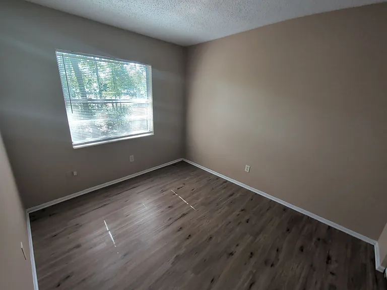 2372 S Sandburg Point — Photo 11