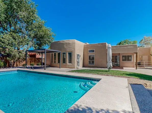 2909 El Toboso Dr NW, Albuquerque, NM 87104