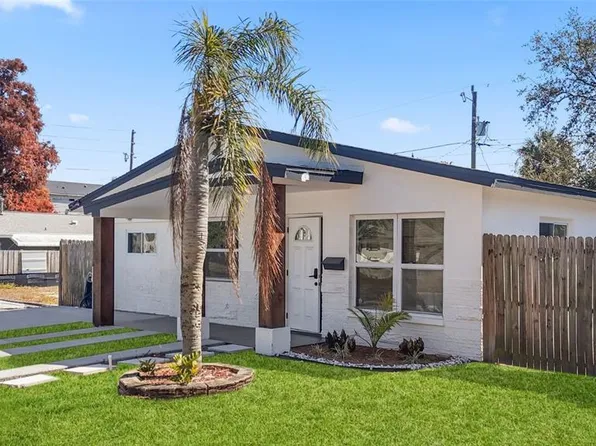 1778 New Hampshire Ave NE, Saint Petersburg, FL 33703