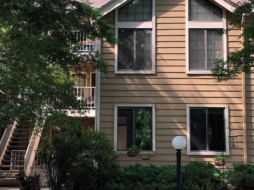 outside of condo. 2nd floor unit
