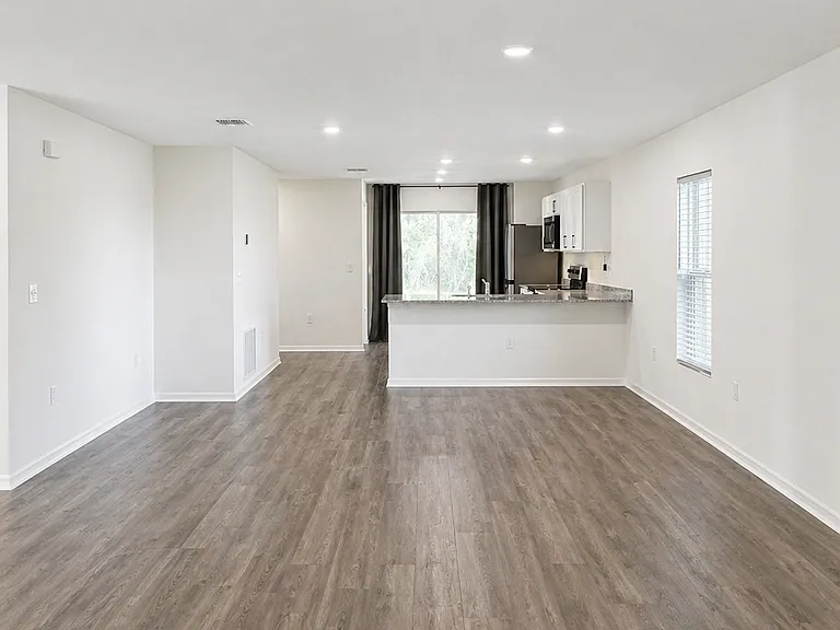 2093 Golden Beak Dr — Photo 5