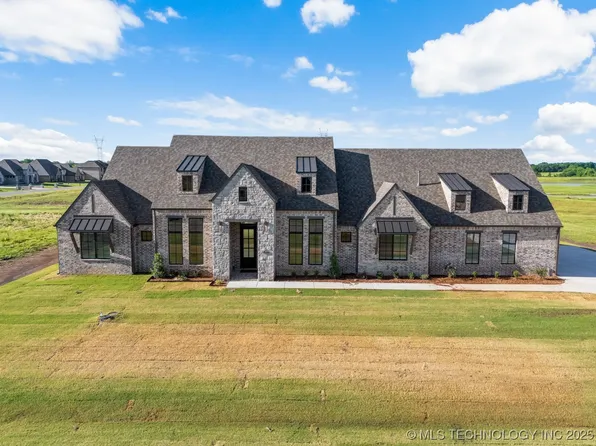 5536 E 174th St S, Bixby, OK 74008
