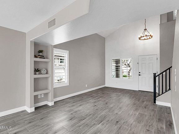 5th image of 1581 W PROSPECTOR Way