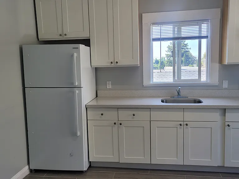 3089 Macarthur Blvd #5 — Photo 8