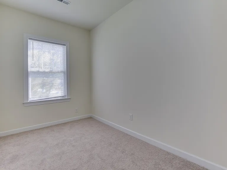 955 Poquoson Ave — Photo 28