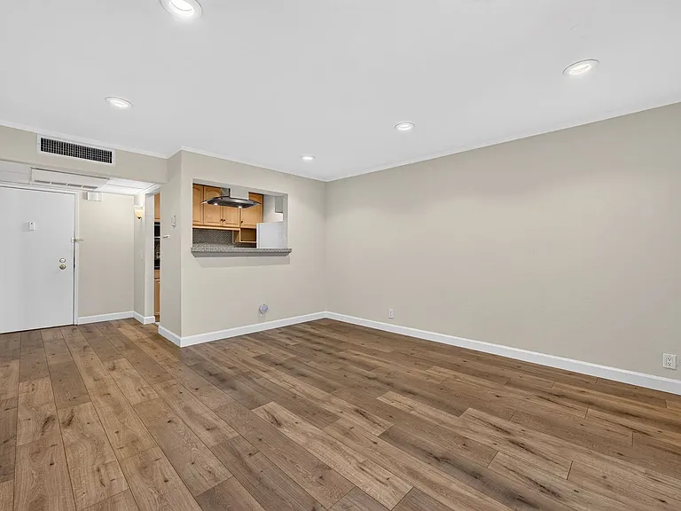410 N Civic Dr #315 — Photo 5