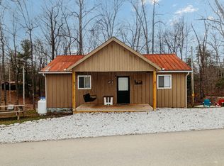 577 Midnight Pass Rd, Wellington, KY 40387