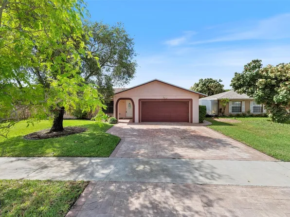 12520 SW 10th Court, Davie, FL 33325